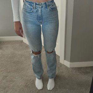 Abercrombie 90s Straight Ultra High Rise Jeans!!